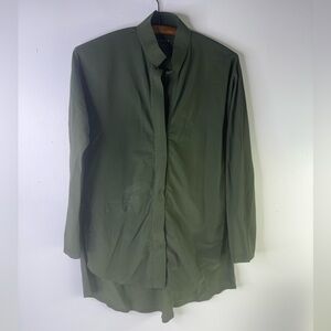 ADAY Something Borrowed shirt in green size XS **Flaws